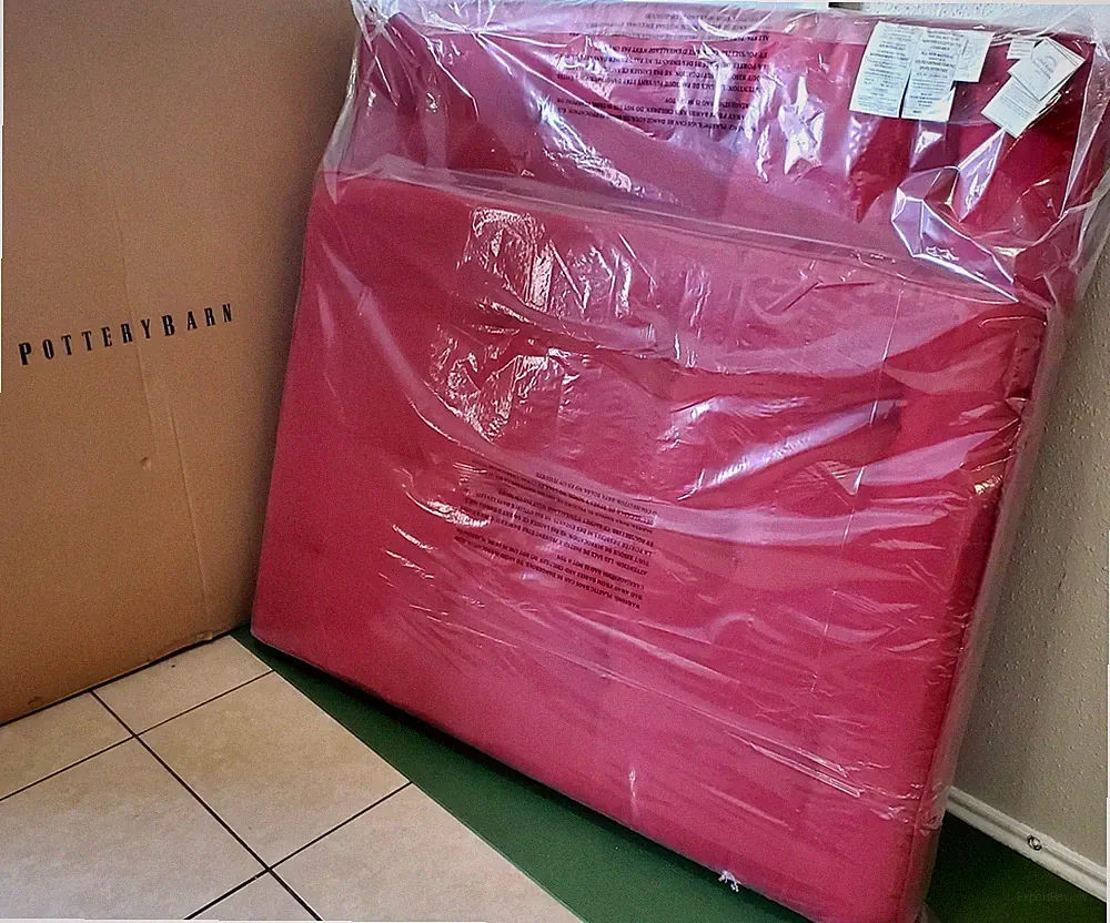 Pottery Barn TUFTED RED DOUBLE CHAISE Furniture Cushions 52"X83"(130cmX 207cm)