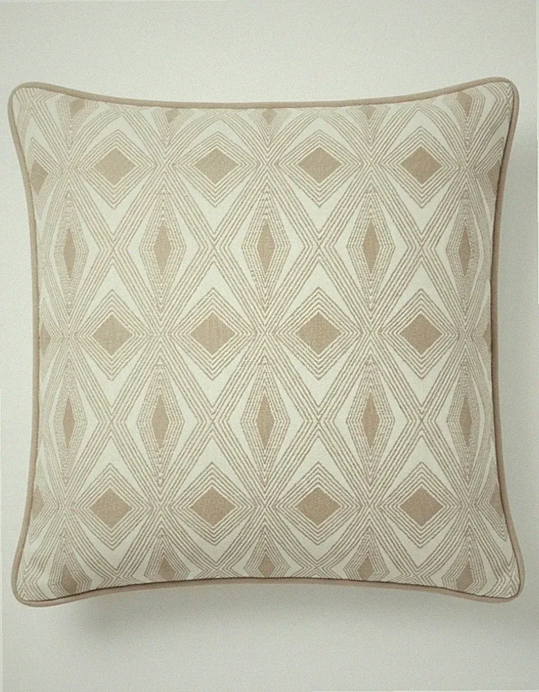 Premium outdoor/ indoor Throw pillow covers 18/18 Beige,Diamond geometric/ leaf
