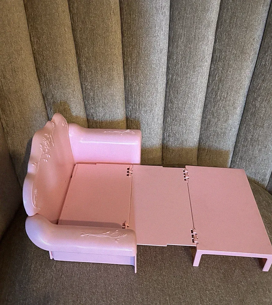 RARE 1987 VINTAGE RETO BARBIE MANSION PULL OUT SOFA BED COUCH MATEL