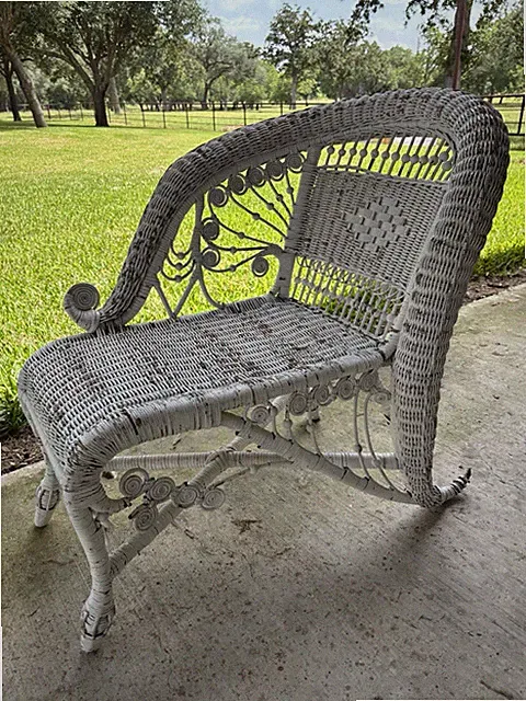 Rare Antique Wicker Chaise Lounge Children Pet Bed Fainting Couch Photo Prop
