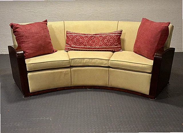 Rare & Elegant 1930s European Art Deco Curved Sofa – A Timeless Statement Piece