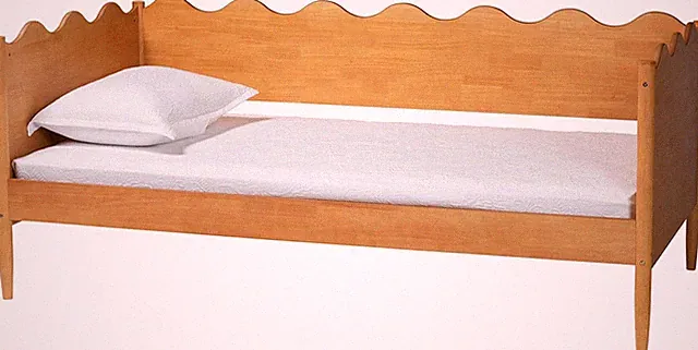 Scalloped Edge Malaya Wood Daybed in Oak Brown - Full Size Comfort