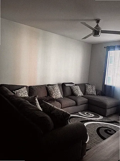 sectional sofa with right facing chaise