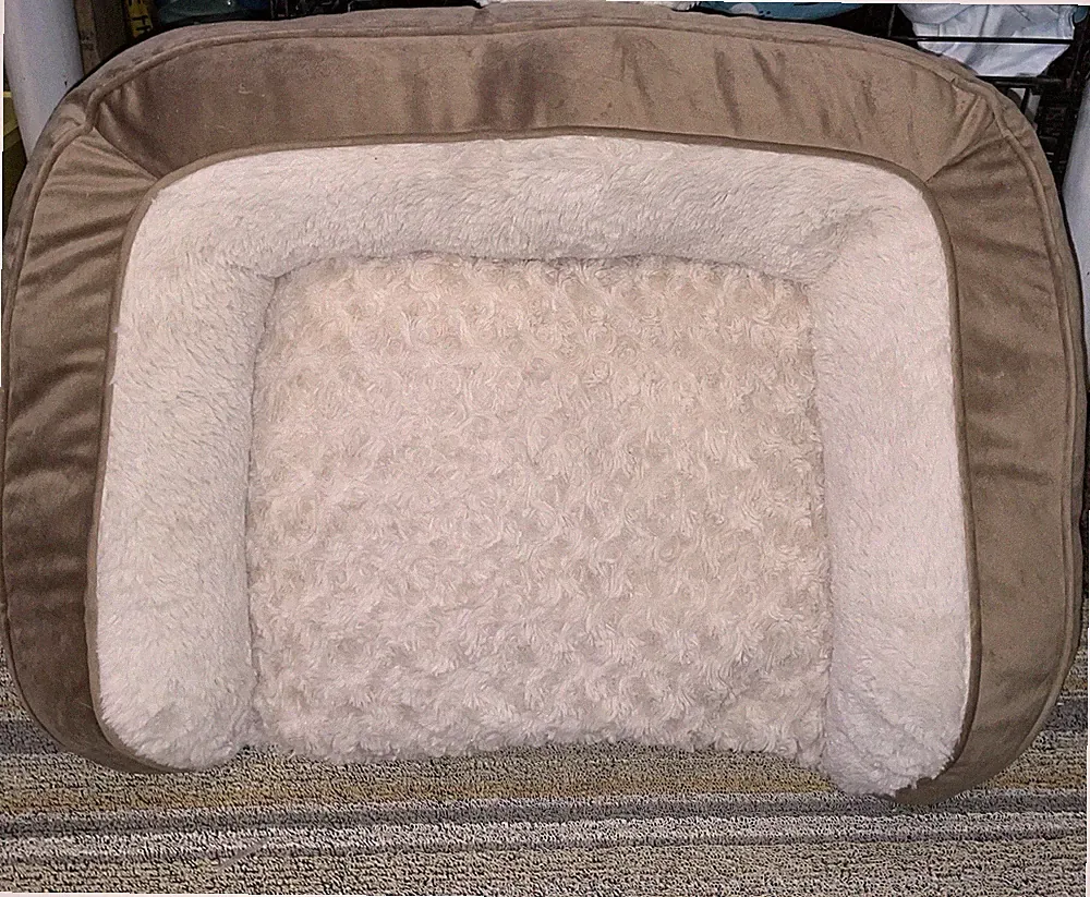 Serta Orthopedic Couch/Dog Bed For Your Pets-Sandy Beige-26”x20”x11 Comfort New