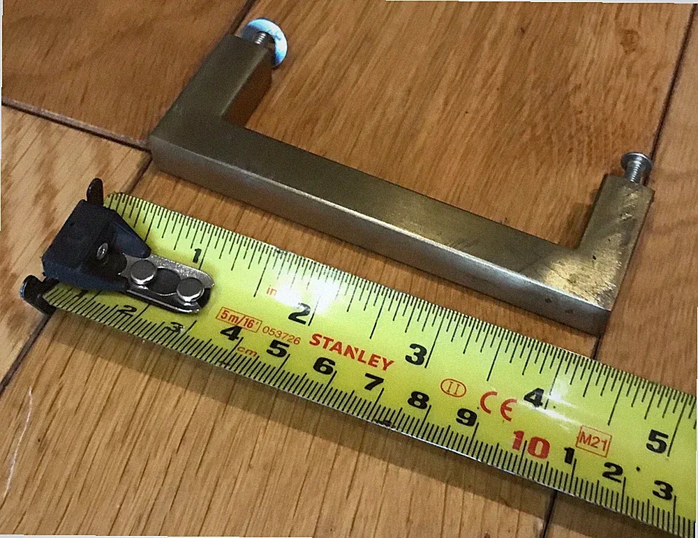 Small Vintage Single Brass Square Section Handle Pull (no ref ) (YX3)