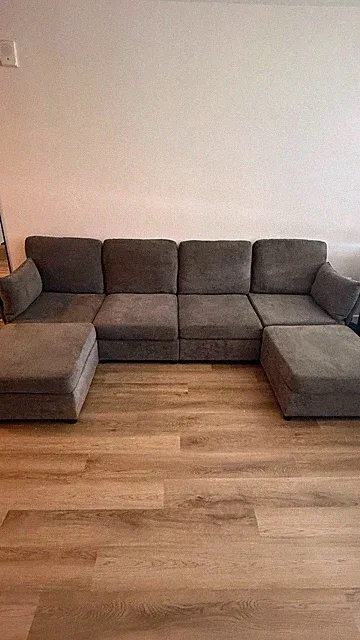 Sofá , No details, in perfect condition.