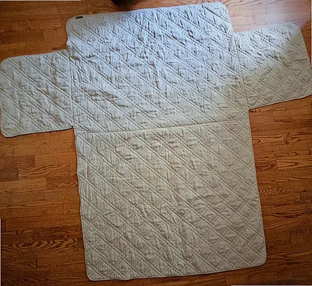 Sure Fit Beige Quilted Pet Sofa Couch Cover Protection SMALL