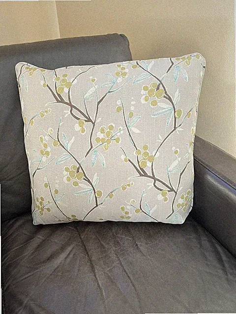 Tan Throw Pillows For Couch