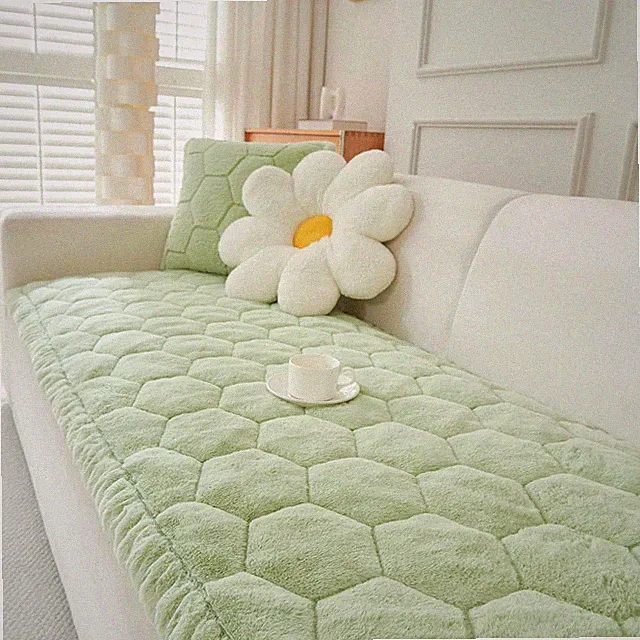 Thicken Plush Sofa Slipcover Non-slip Couch Cover Soft Pet Bed Sofa Protector