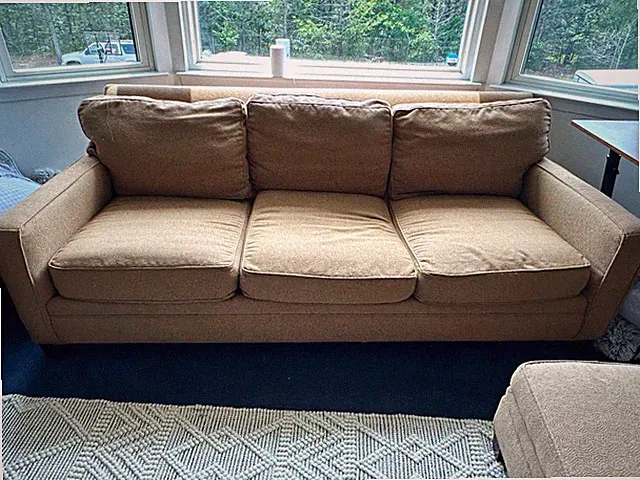 Thomasville Beige 3-Seat Sofa w/ Cushions, Solid Wood Frame, Blended