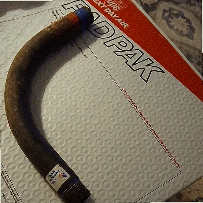Threaded Metal Pipe 90° Nipple/Section w/ "100% American Made" Sticker