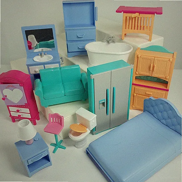 Toys R Us You Me Happy Together Dollhouse Furniture Lot Light Up Lamp Bed Couch