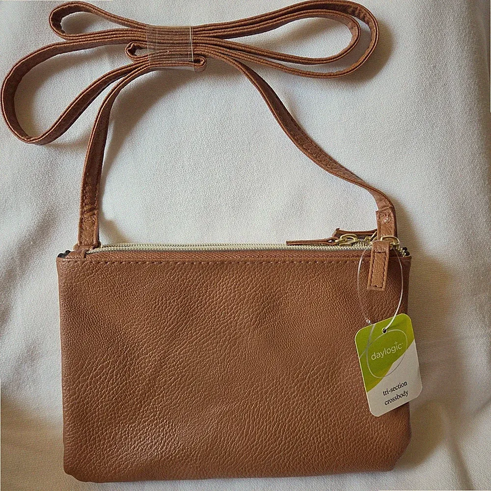Tri-Section Crossbody Bag Small Brown NEW Pebbled Faux Leather Gold Tone