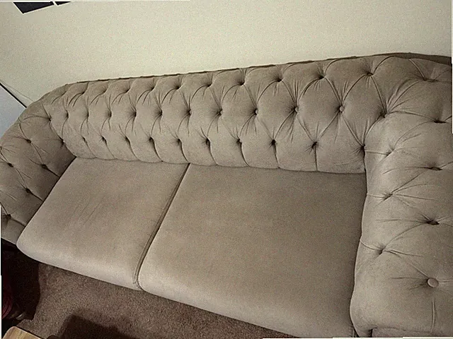 Tufted Beige Fabric Sofa Couch Clean Modern Style