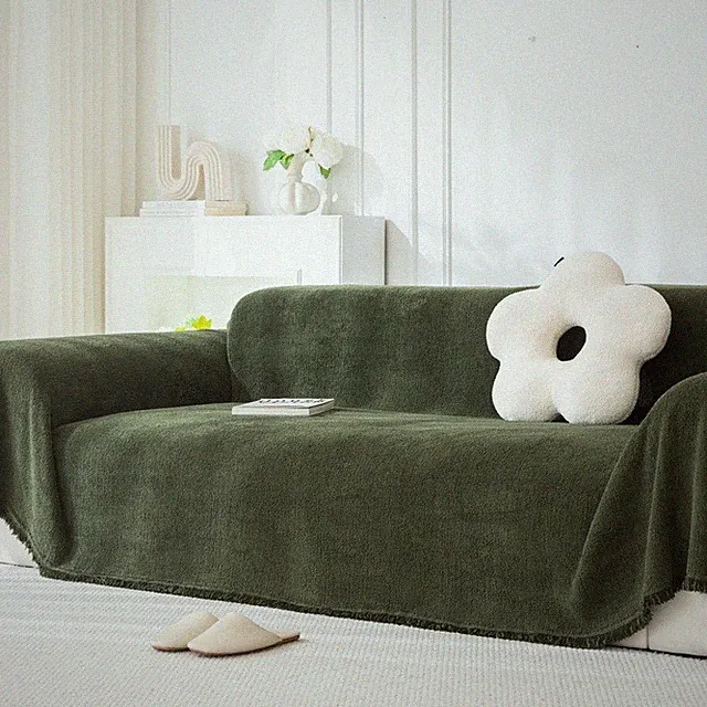 Universal cat-proof sofa cushion cover for all seasons