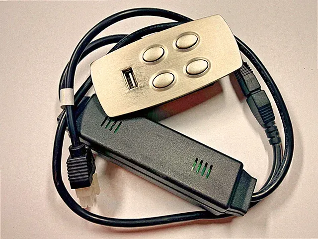 USED La-Z-Boy 10.000139 Recliner Couch Chair Buttons 85907 w/ USB Port