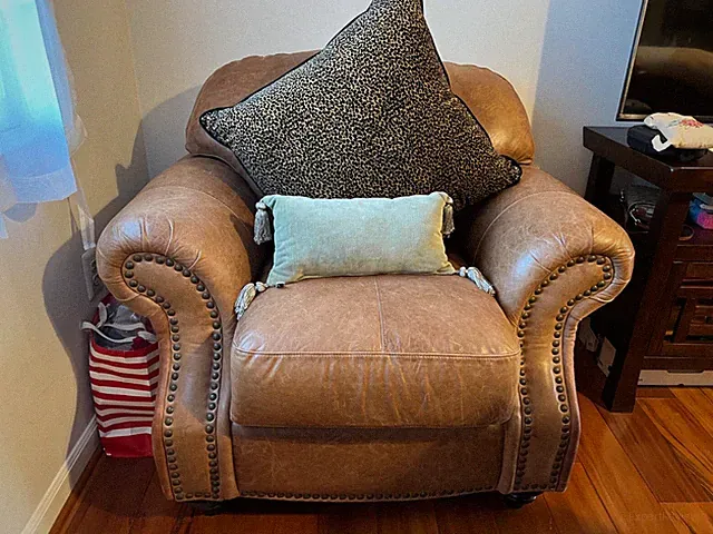 Used Sealy Brown Leather Sofa and Loveseat Set