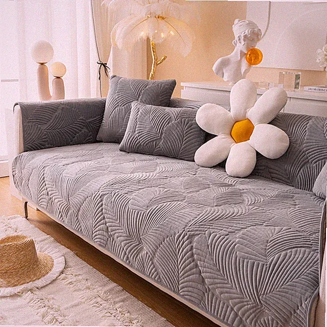 Velvet Plush Couch Cover Towel Mat Non-Slip Sofa Slipcover Quilted Leaf Pattern