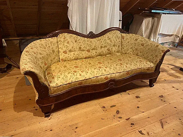 victorian couch
