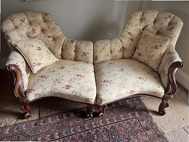 victorian walnut couch