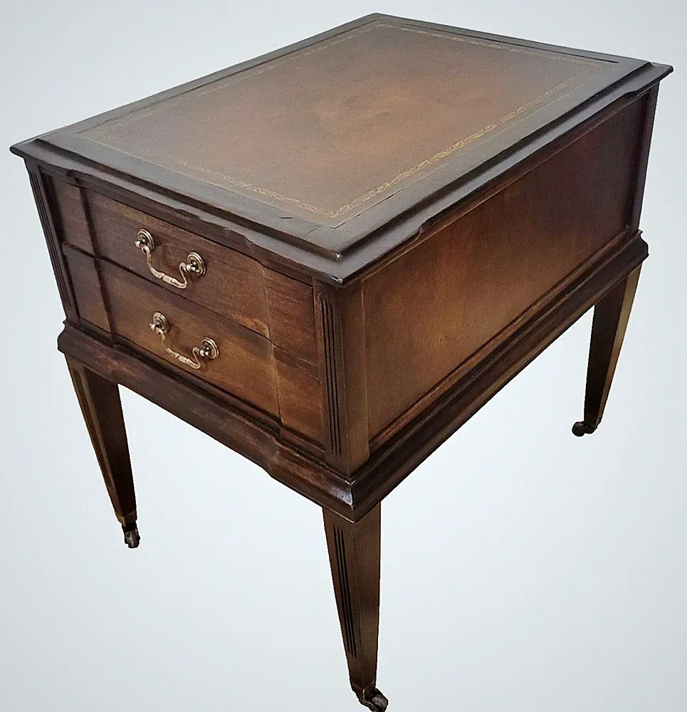 Vintage AMERICAN 20th C ENGLISH Style Mahogany & LEATHER Night END Sofa TABLE