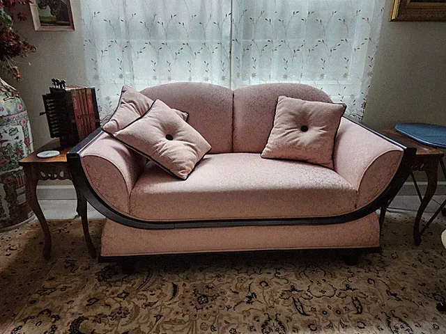 Vintage Art Deco Style Pink Damask Gondola Loveseat Settee Great Condition