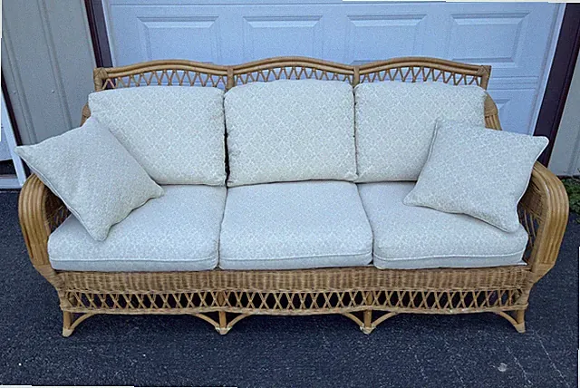 Vintage Henry Link Wicker Rattan Sofa – Scalloped Braided 3-Seater Couch White