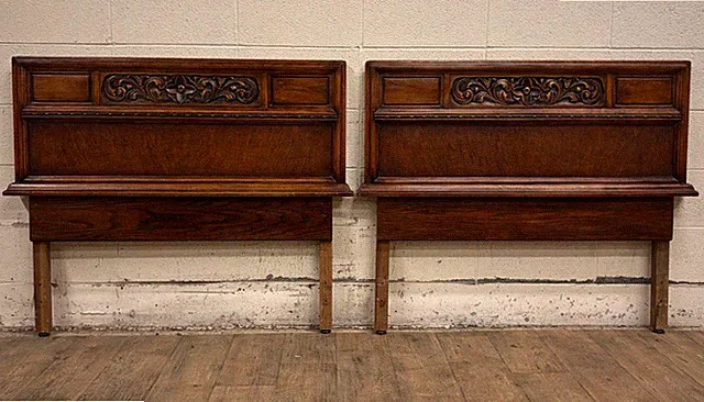 Vintage Twin Size Italian Neoclassical Italian Renaissance Style Daybed