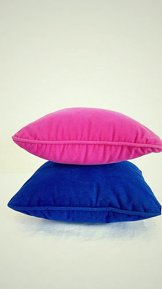 VTG 1980s Retro Velvet Square Sofa Bed Throw Pillows Hot Pink Cobalt Blue Pair