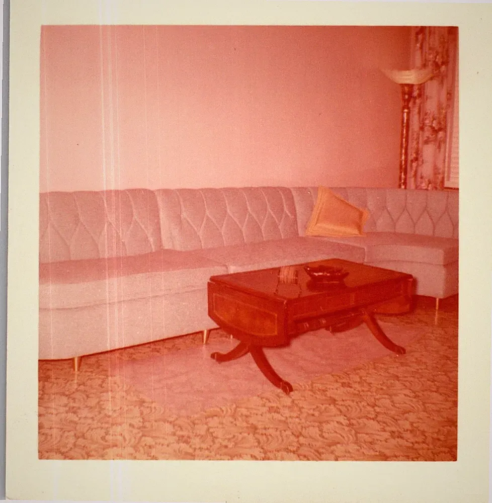 Vtg Color Snapshot Mid Century Modern Living Room Sectional Sofa Coffee Table