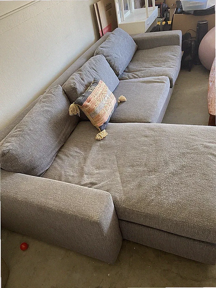 West Elm Sleeper Sectional with Chaise – Pull-Out Bed – Gray
