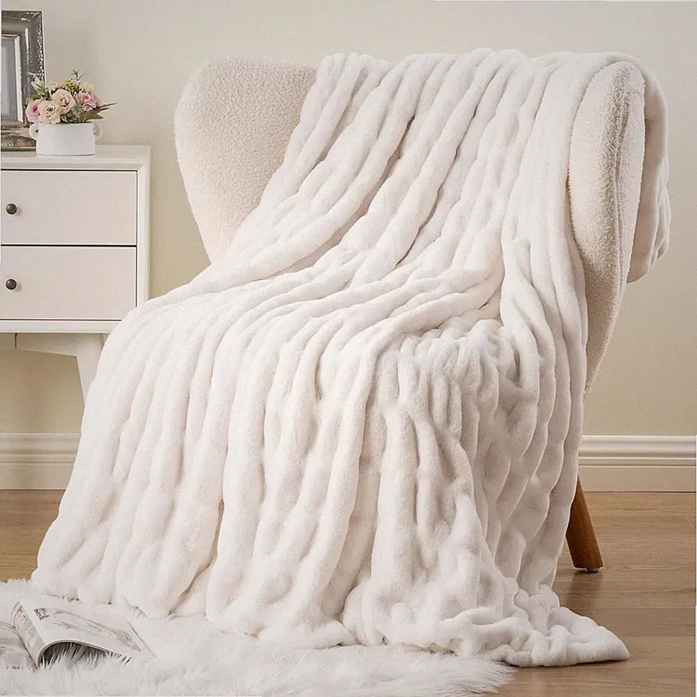 White Faux Rabbit Fur Throw Blanket Luxury Plush Ruched Cream Blanket Sofa Bed