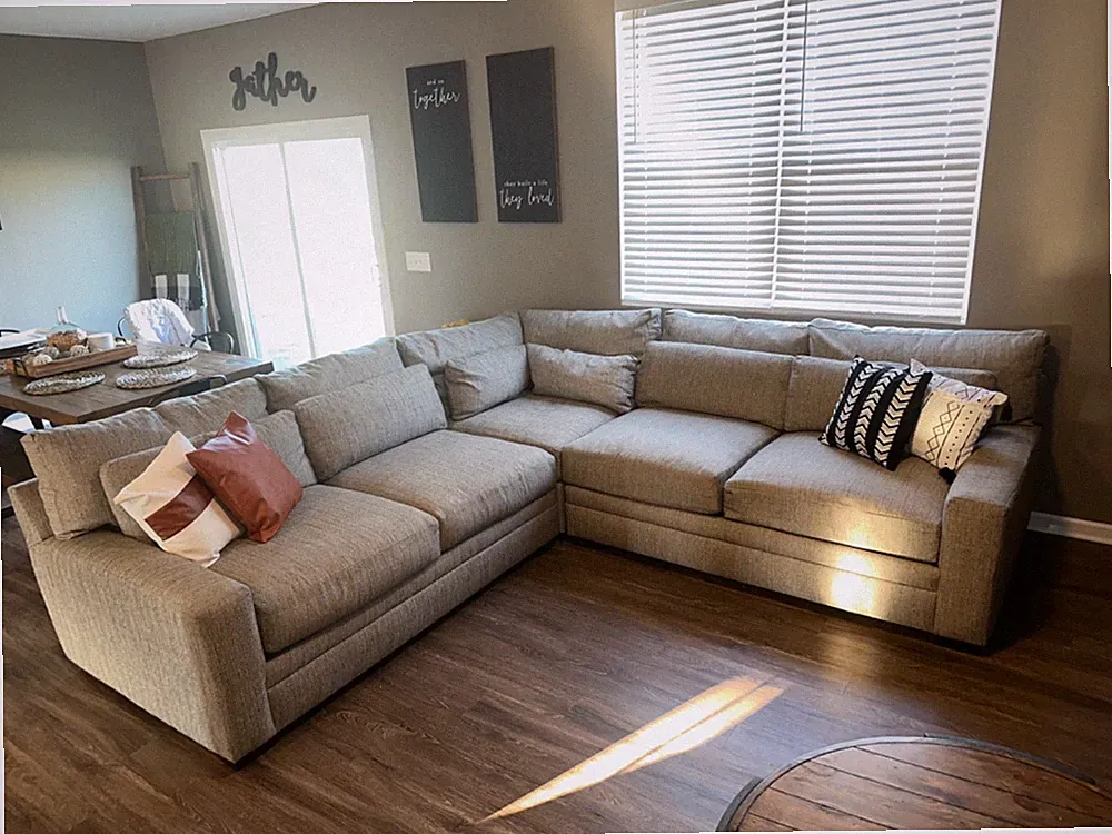 Winston 3 piece Sectional Couch